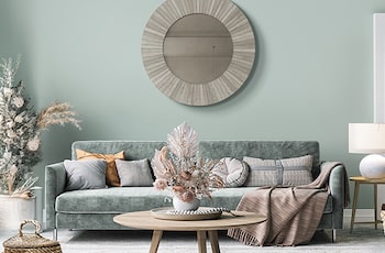 Gewinne einen LIVIQUE Gutschein im Wert von CHF 1’000 Gewinne einen LIVIQUE Gutschein im Wert von CHF 1’000